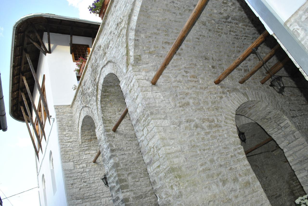 Old Bazaar 1790 Hotel Gjirokastër Exterior foto