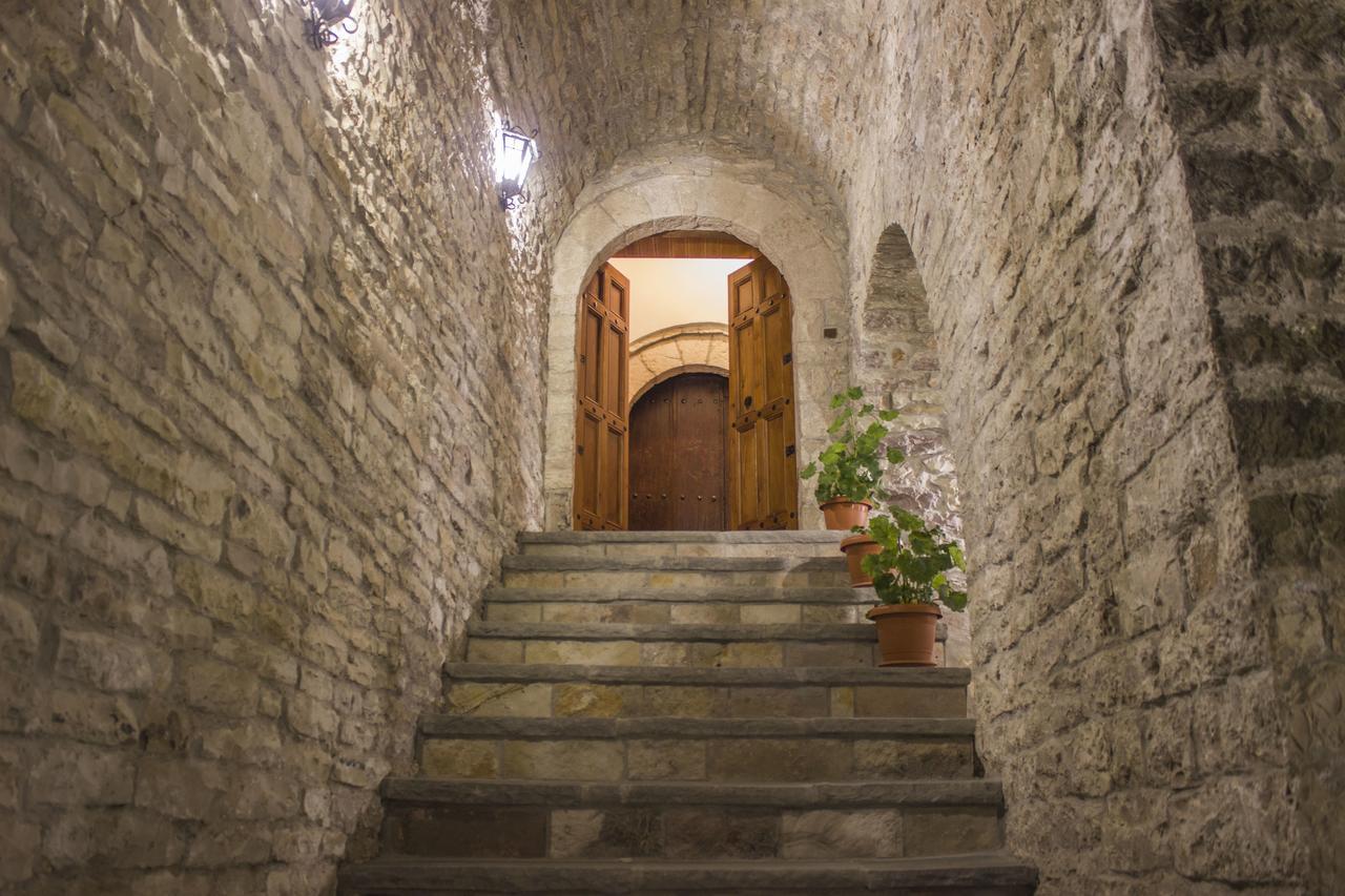 Old Bazaar 1790 Hotel Gjirokastër Exterior foto